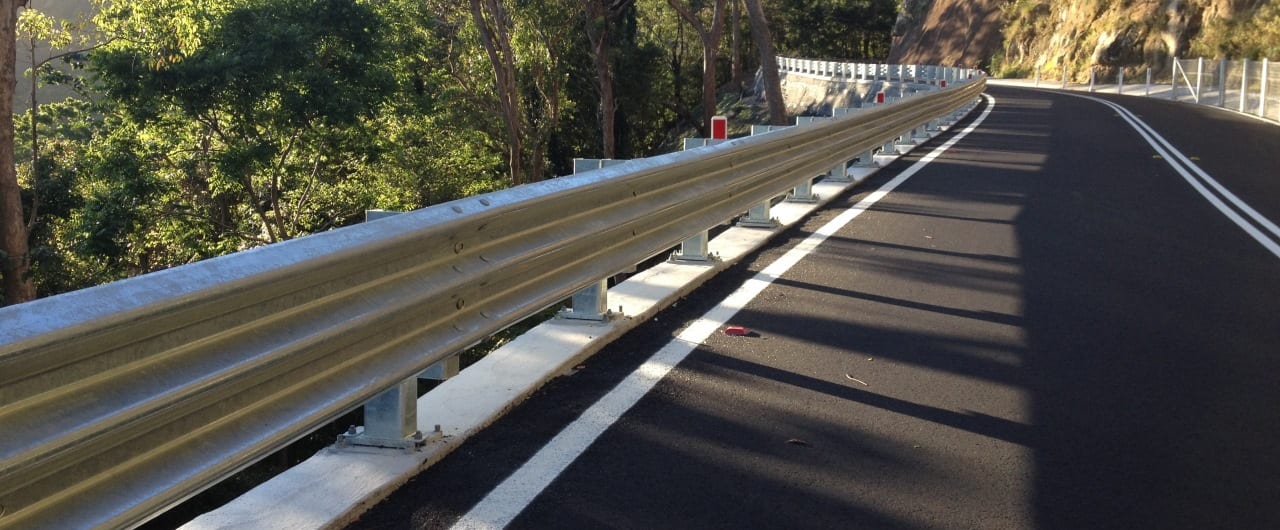 Thriebeam Guardrail thrie beam guardrail crash barriers