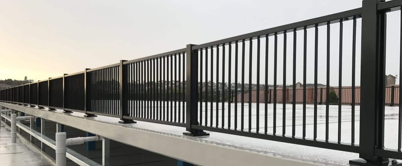 RHINO-STOP® Elite Guardrail rhino stop elite perimeter edge fall protection barrier
