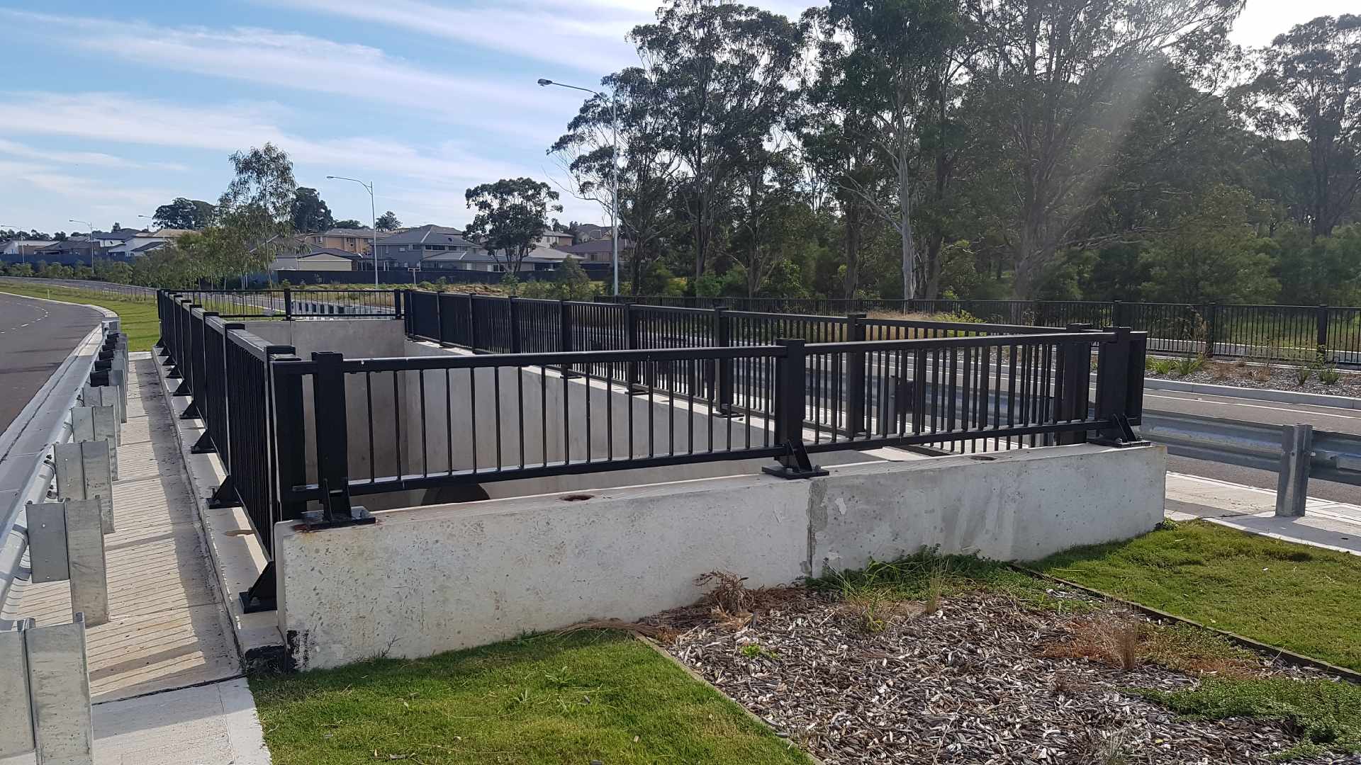 RHINO-STOP® Elite bridge safety fencing with rhino stop elite