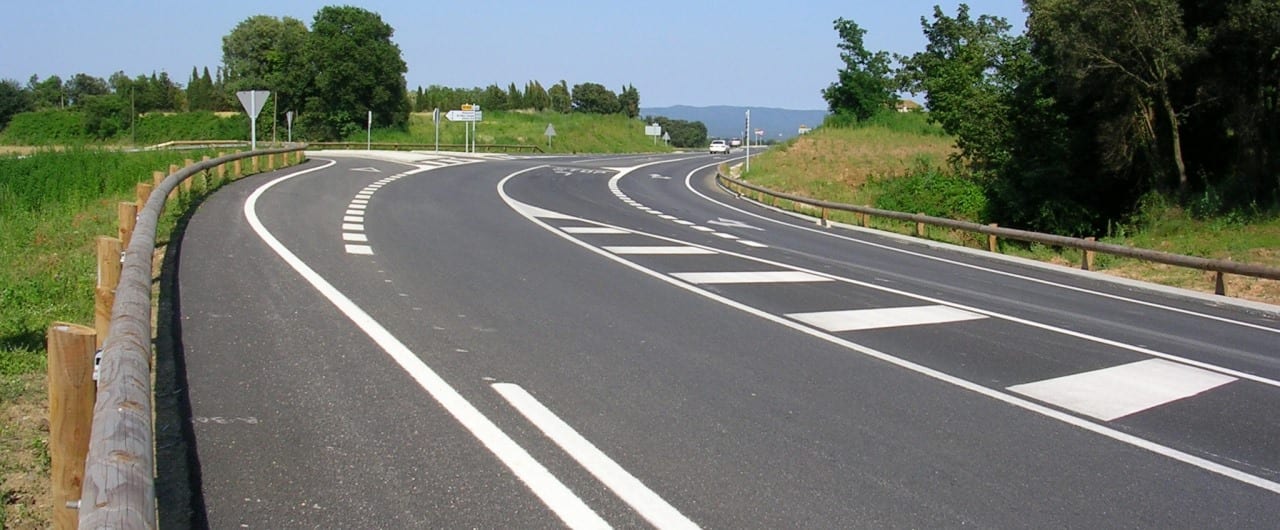 log rail road crash barrier