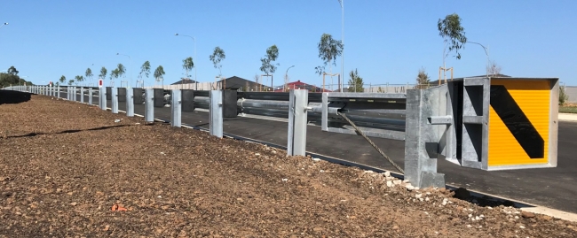 end terminals and w beam installation at camden bypass road