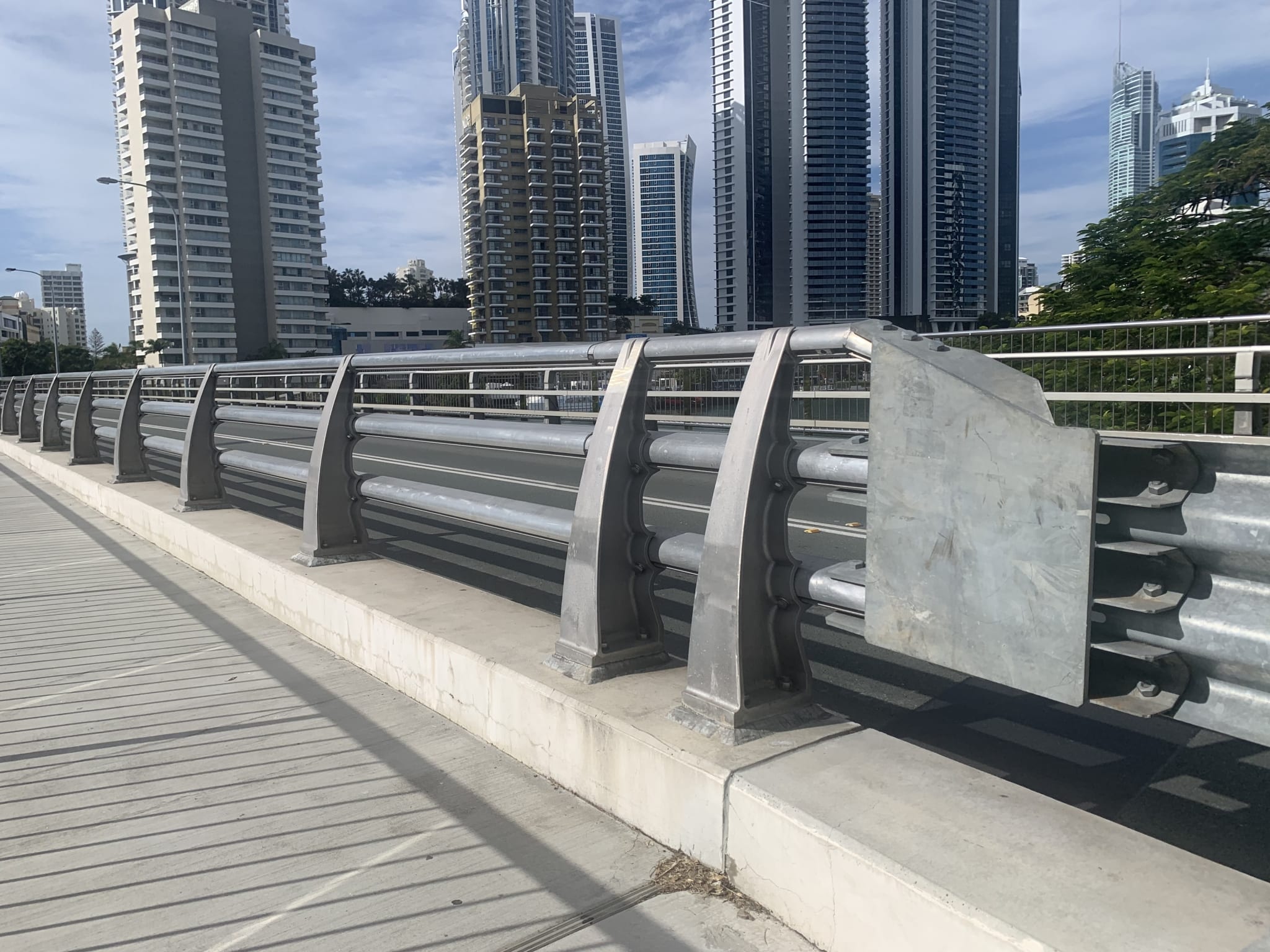 Guardrails, Road Safety Barriers & Crash Barriers Safe Direction