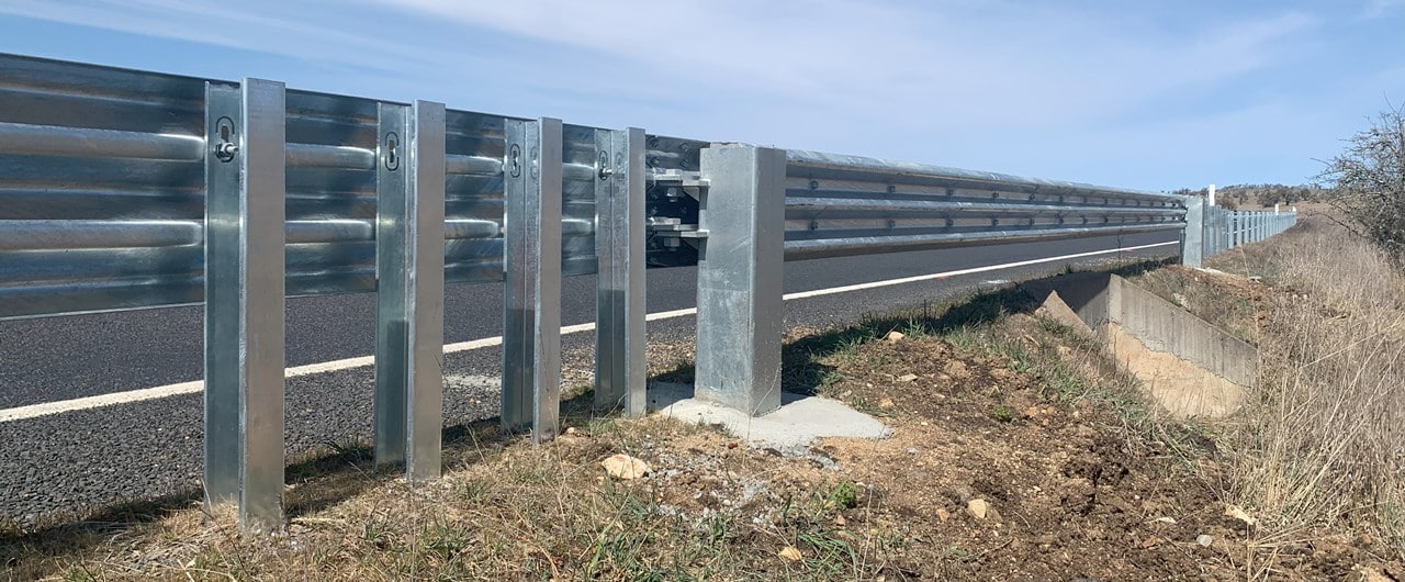 CrocGuard® Bridge and Culvert Barrier Wall MASH TL4 Guardrail Safe